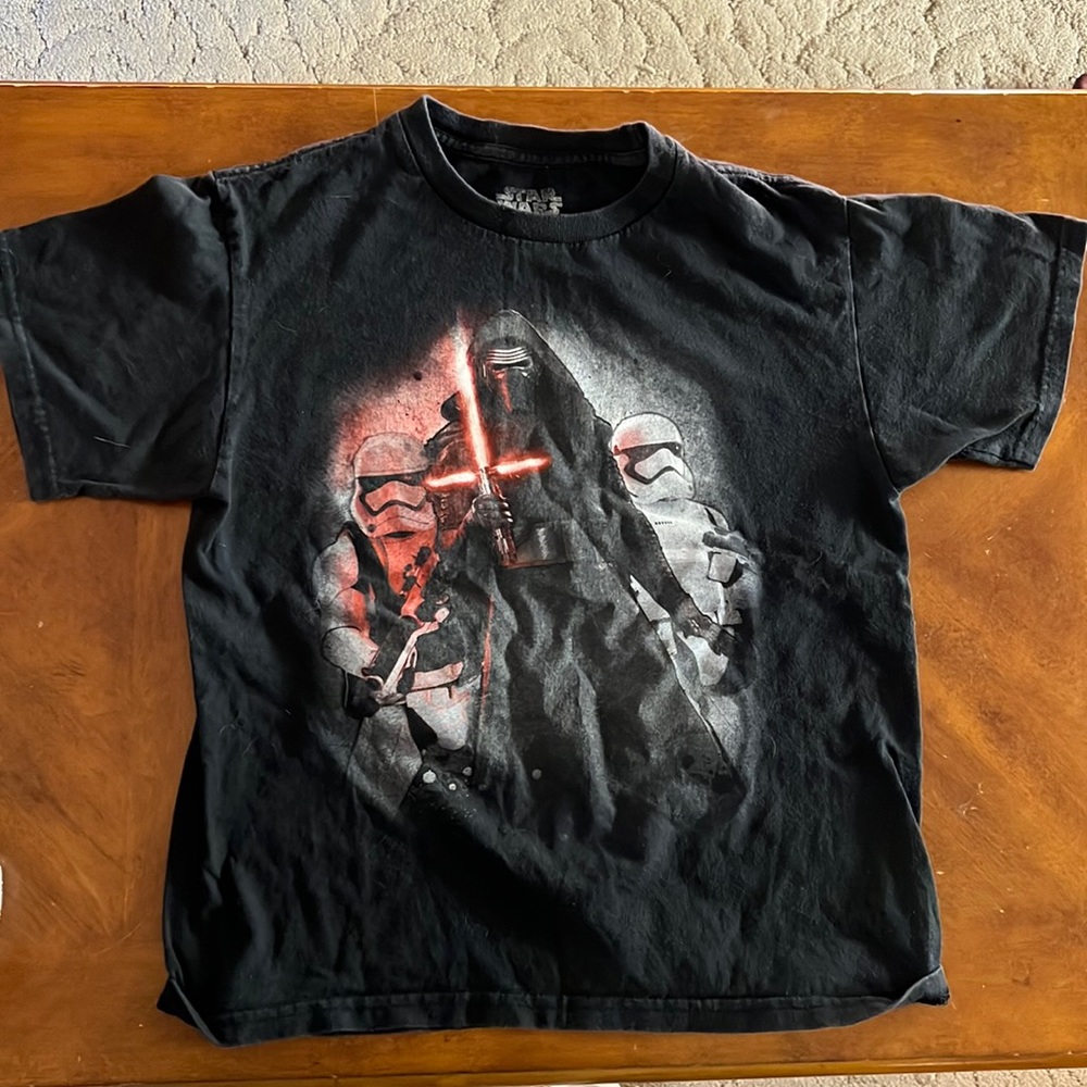 Boys/Girls Star Wars shirts